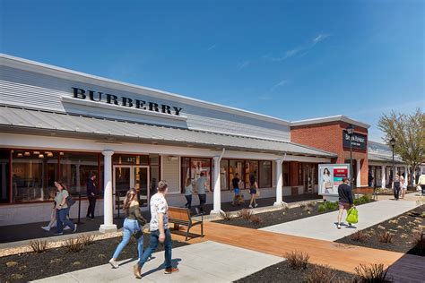 leesburg premium outlets Burberry